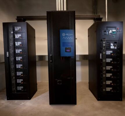 Armadio scalabile per sistema di alimentazione telecomunicazioni con batteria LFP IP55