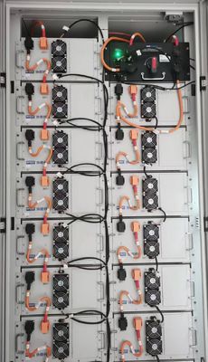 Sistemi di accumulo di energia commerciale in container da 20 piedi GES100KW-215KWH